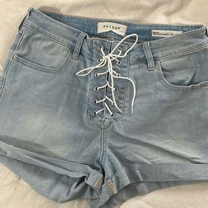 High waisted jean Shorts